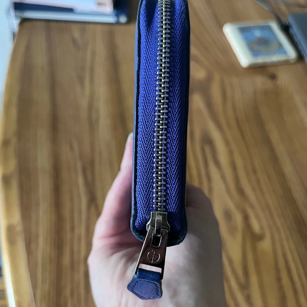 Giorgio Armani Blue Wallet - Picture 9 of 14